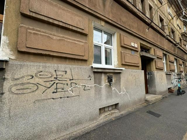 Central Newest Studio Bastova Kosice Bagian luar foto