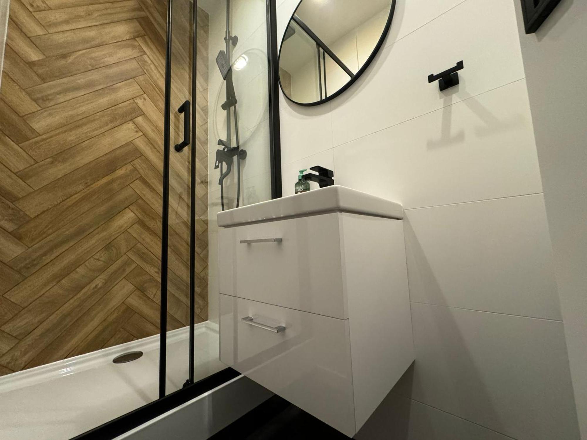 Central Newest Studio Bastova Kosice Bagian luar foto
